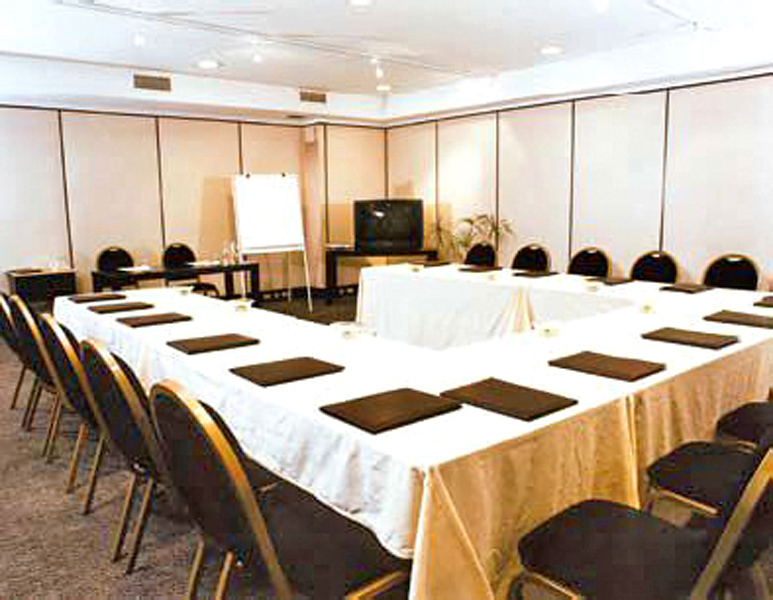 Loi Suites Recoleta Hotel