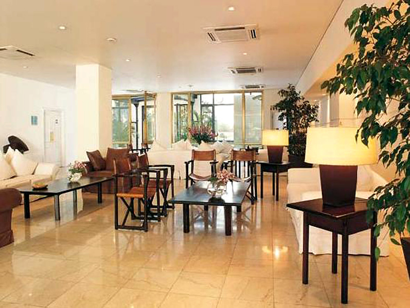 Loi Suites Recoleta Hotel