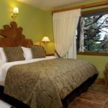Charming Residences & Suites with Private Spa
