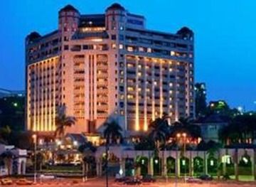 Hilton Yaounde