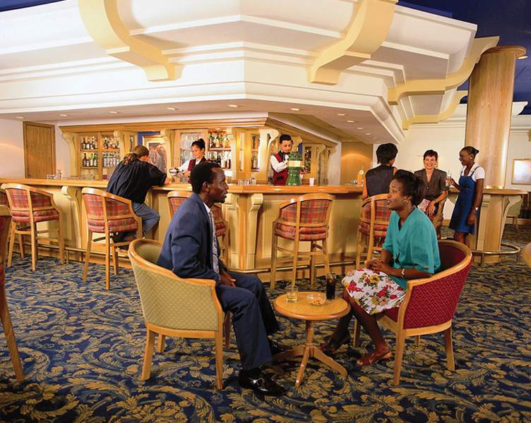 Safari Hotel & Safari Court Hotel