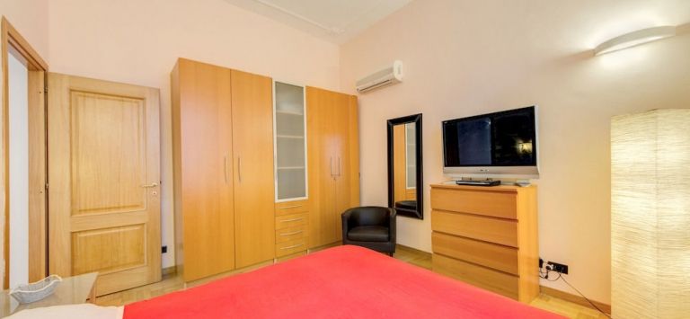 Easy Apartments