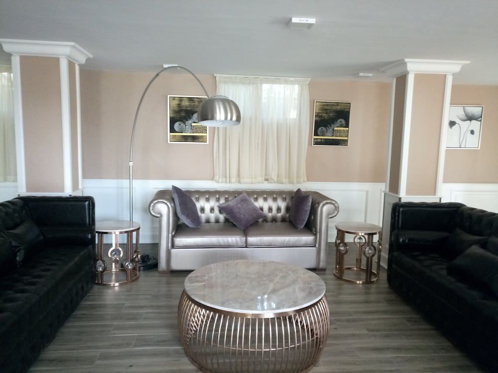 Sherar Addis Hotel