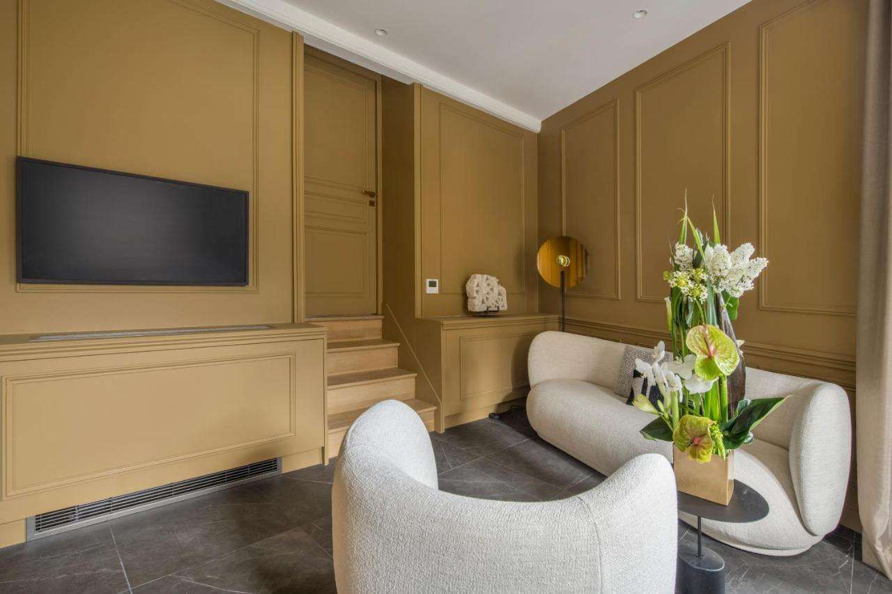 Les Suites de L'Ile Barbe